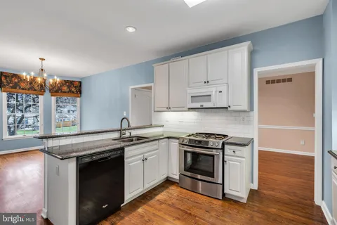 $999,000 | 21 Wilkinson Way, Princeton, NJ 08540