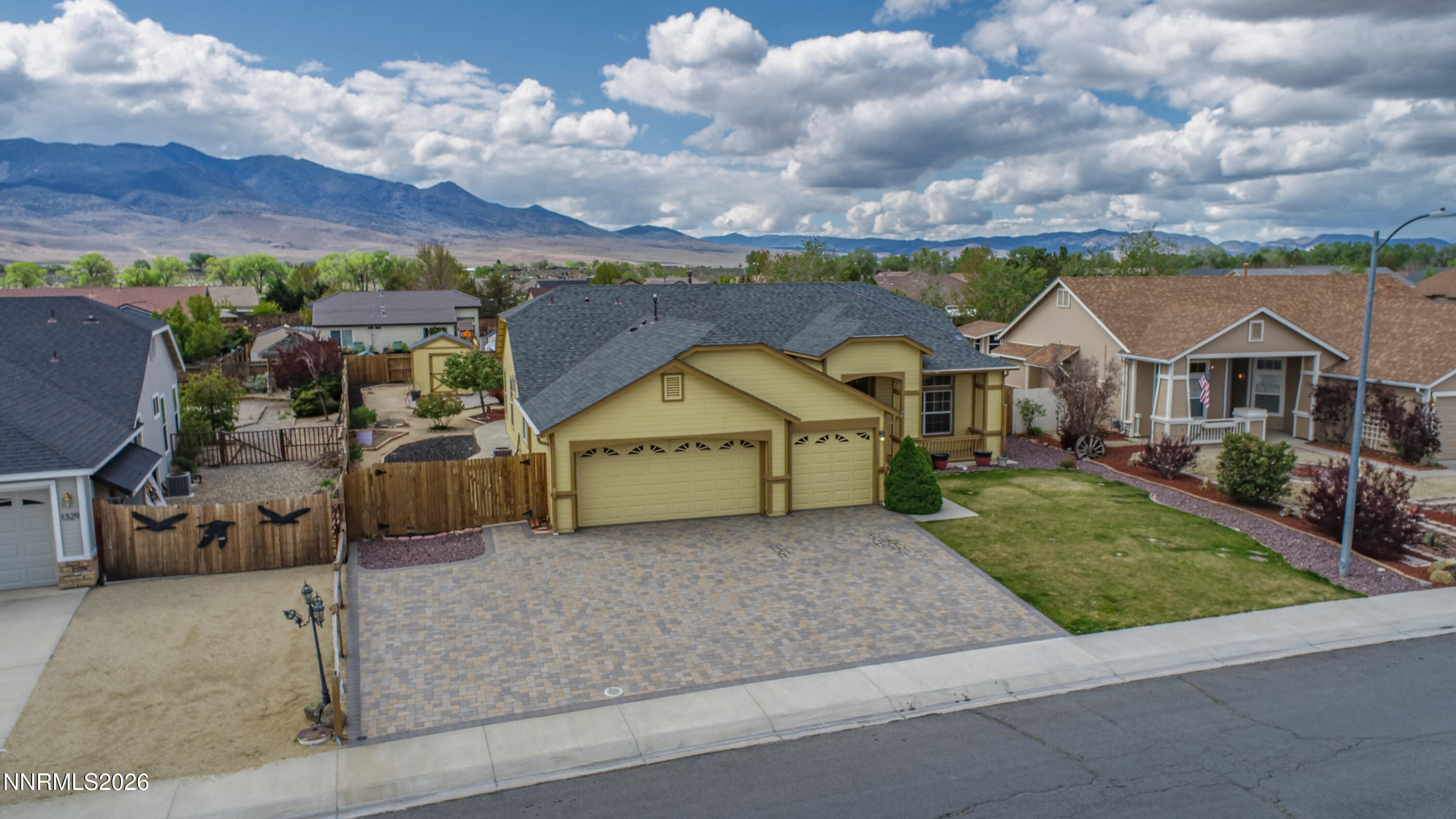 1327 Grassland Road Dayton, NV 89403 - Photo 2 of 59 Photo-20