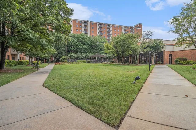 $3,381 | 300 Johnson Ferry Road, Unit A203, Sandy Springs, GA 30328