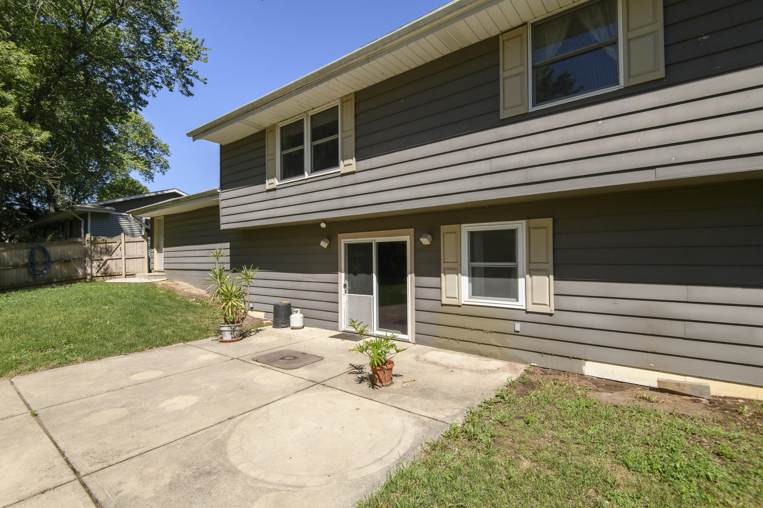 705 Fox Knoll Drive Rochester, WI 53185 - Photo 48 of 52 d