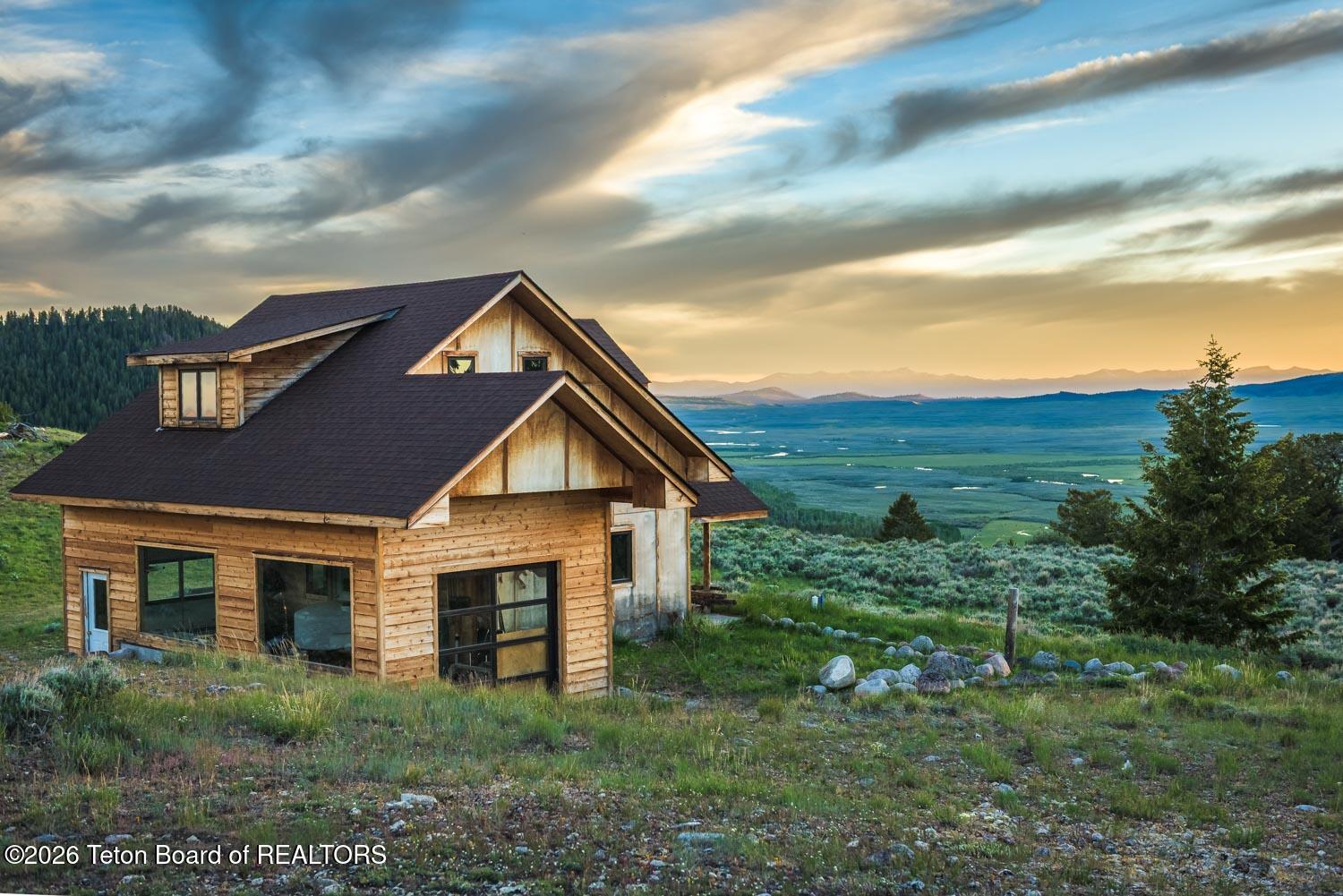 1872 Highway 352 Cora, WY 82925 - Photo 10 of 23 DSC_5132-HDR