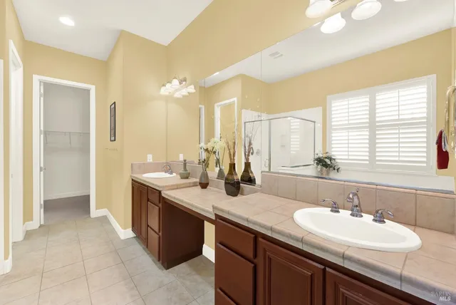 $775,000 | 681 Canterbury Circle, Vacaville, CA 95687