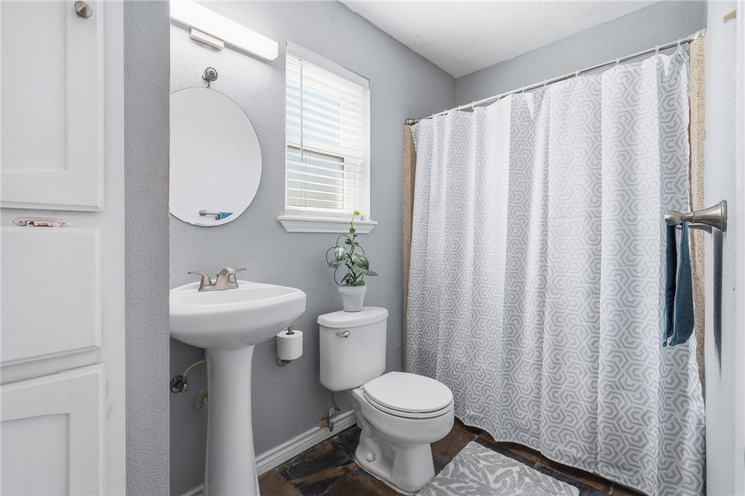 6702 Everhart Road, Unit U104 Corpus Christi, TX 78413 - Photo 15 of 25 Gallery Image 15