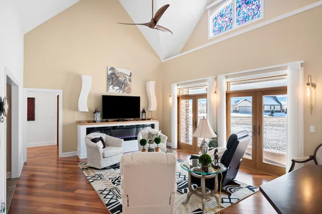 $1,275,000 | 70 Saddlecrest Drive, Sheridan, WY 82801