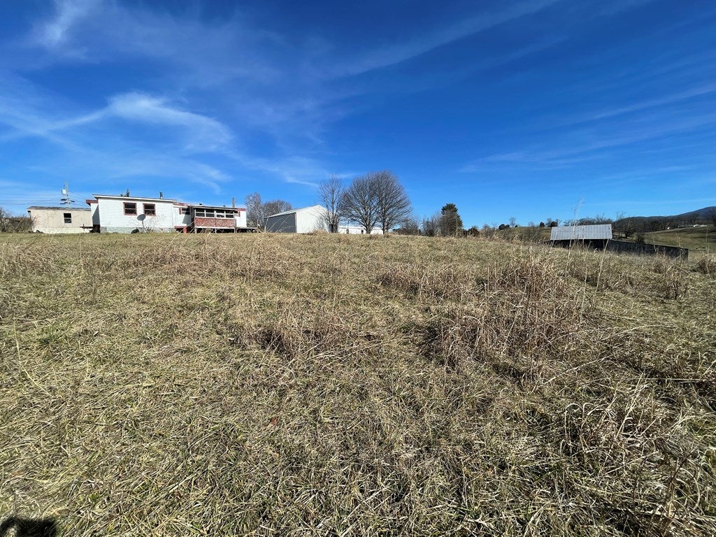 15586 Bishop Road Chilhowie, VA 24319 - Photo 26 of 71 Gallery Image 26