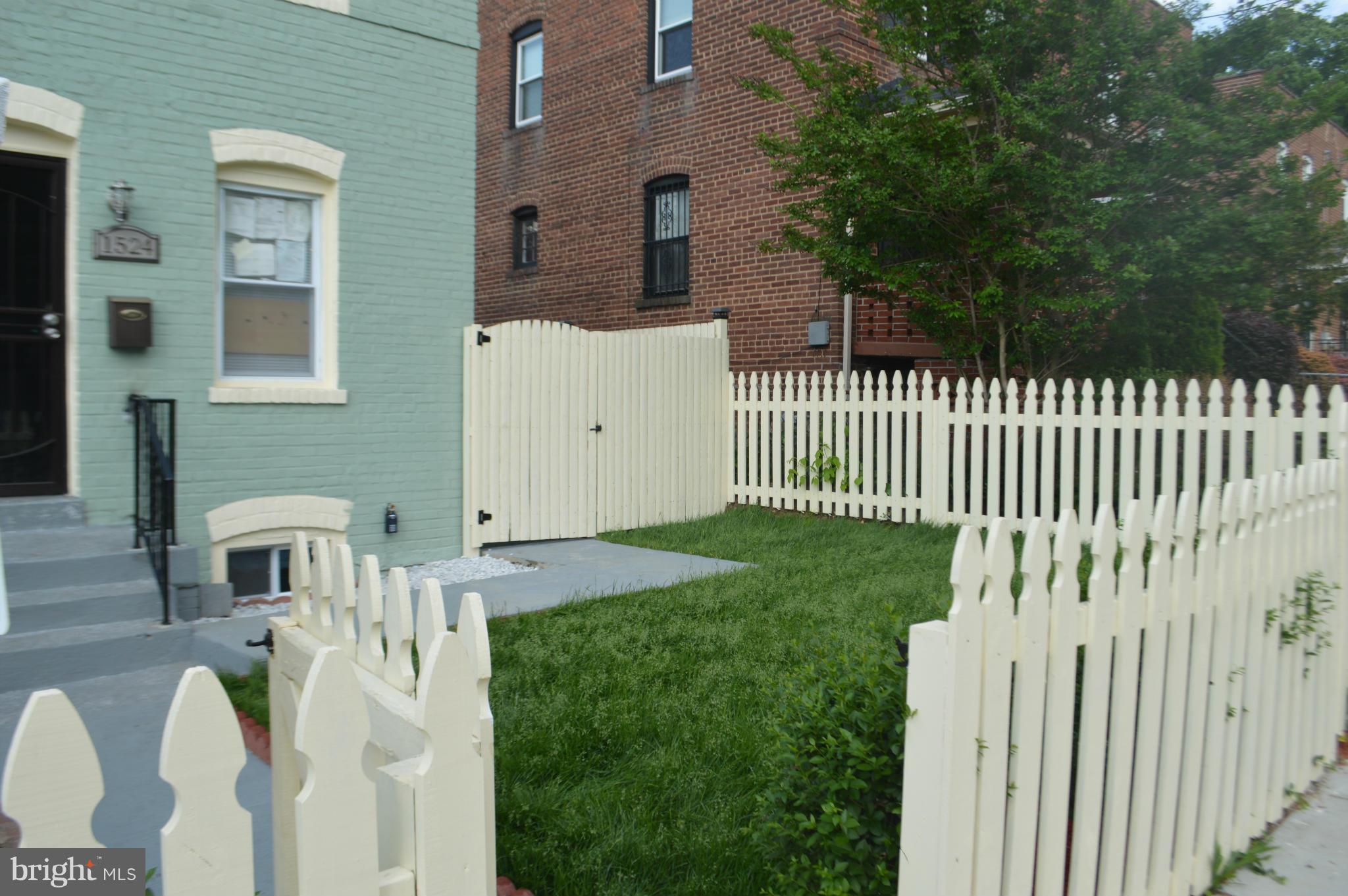 1524 Howard Road Southeast Washington, DC 20020 - Photo 20 of 23 Exterior (Front)