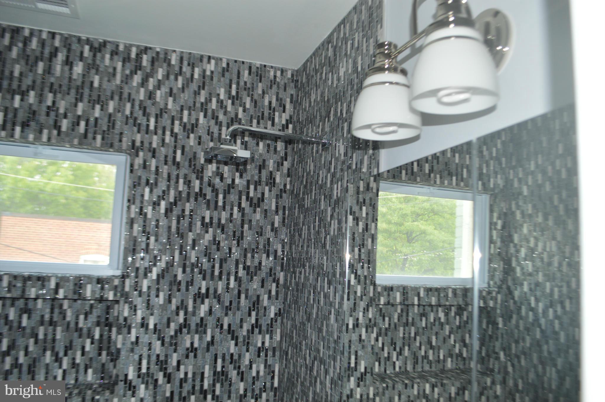 1524 Howard Road Southeast Washington, DC 20020 - Photo 5 of 23 Bath (Master)