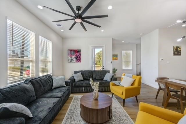 1805 Brooks Street Houston, TX 77026 - Photo 3 of 14