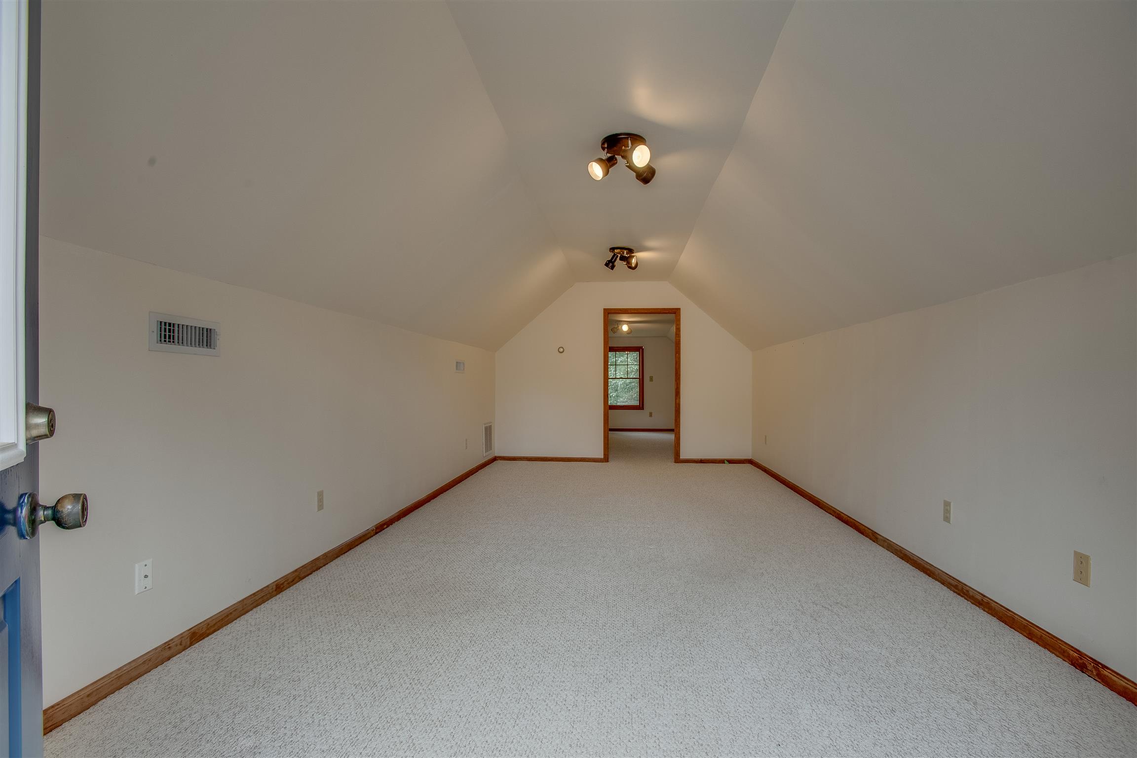 1157 Roseland Road Columbia, TN 38401 - Photo 28 of 30 a view of empty room