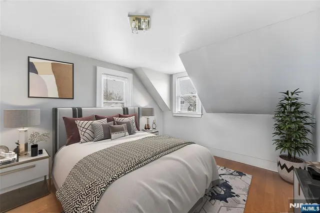 $799,900 | 43 Esmond Place, Tenafly, NJ 07670