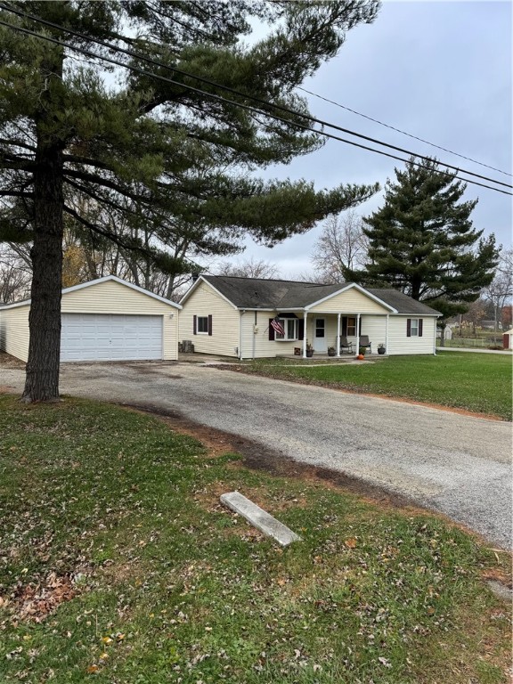 1123 South 44th Street Decatur, IL 62521 - Photo 4 of 32
