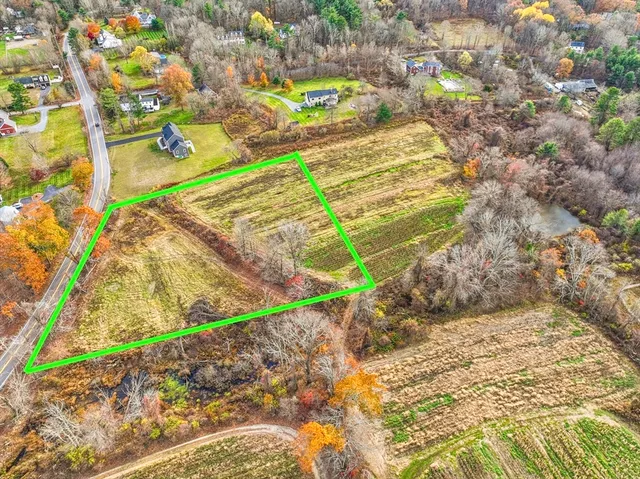 $389,000 | 0 East Street, Upton, MA 01568