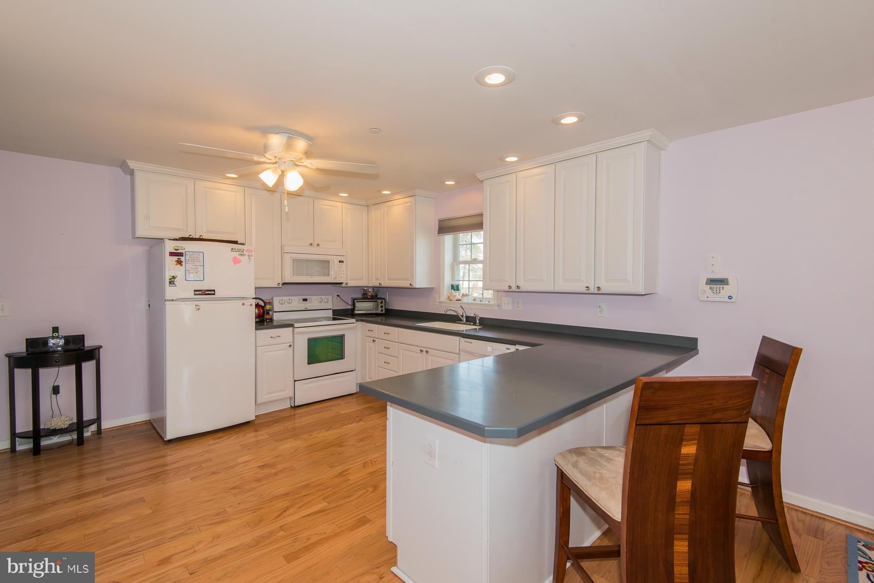 1325 Tree Side Court Odenton, MD 21113 - Photo 2 of 20