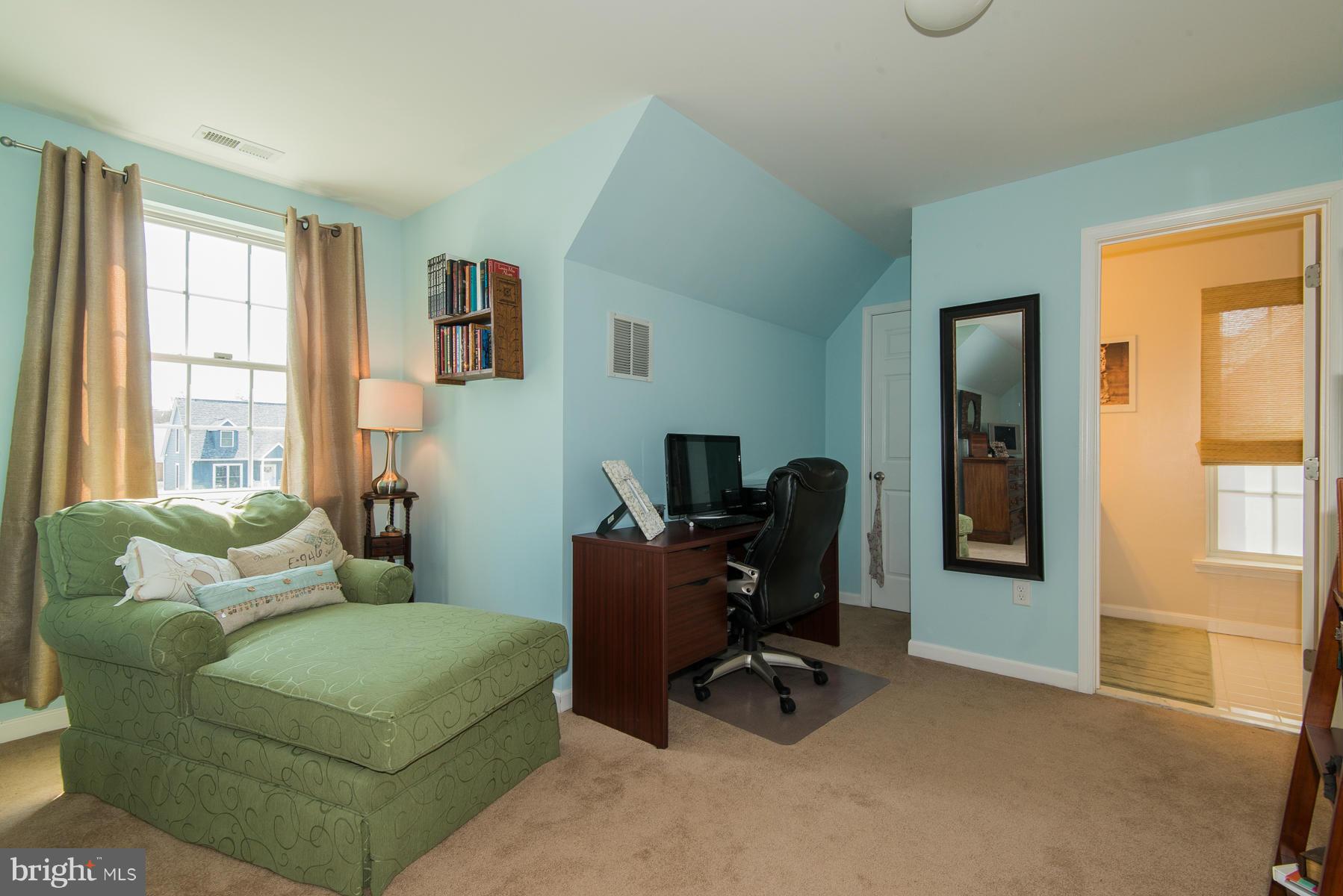 1325 Tree Side Court Odenton, MD 21113 - Photo 9 of 20 a living room with furniture and a window