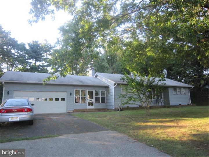 103 Forklanding Road Cinnaminson, NJ 08077 - Photo 2 of 25 Exterior Front