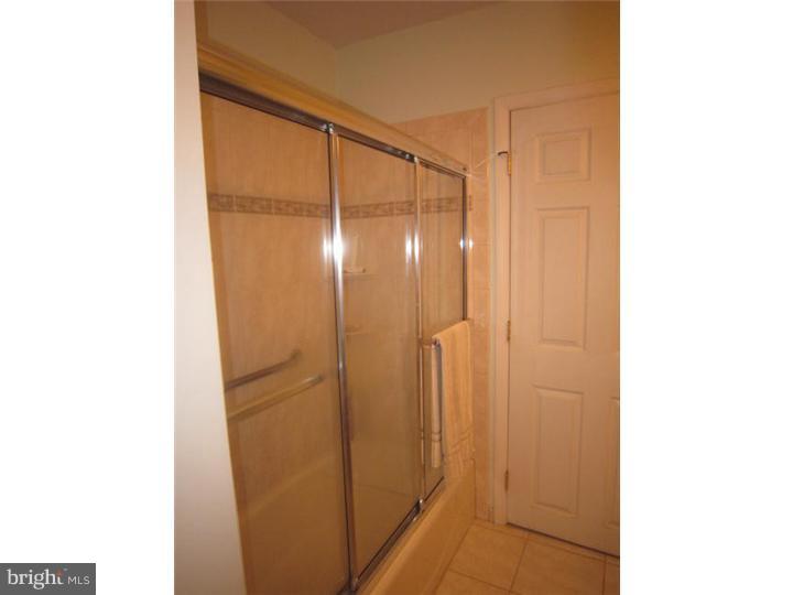 103 Forklanding Road Cinnaminson, NJ 08077 - Photo 10 of 25 Master Bathroom