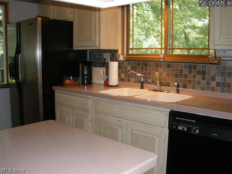 5188 Stoney Ridge Road North Ridgeville, OH 44039 - Photo 7 of 25