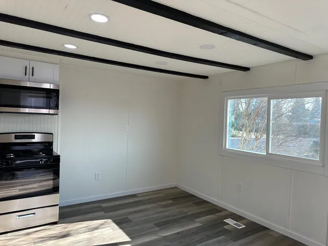 $124,900 | 18450 N Highway, Lockeford, CA 95237