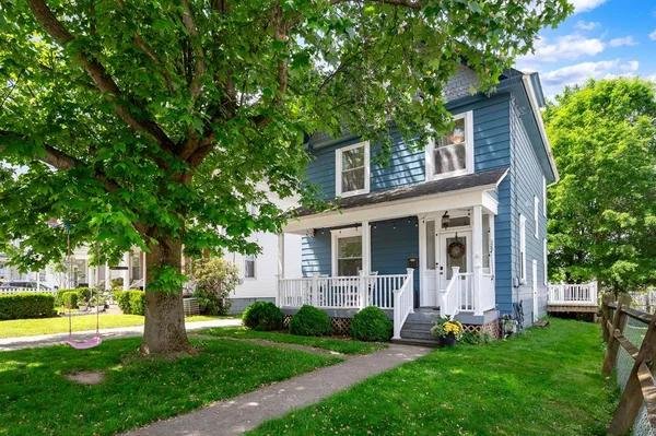 $350,000 | 129 North Milton Street, Zelienople, PA 16063
