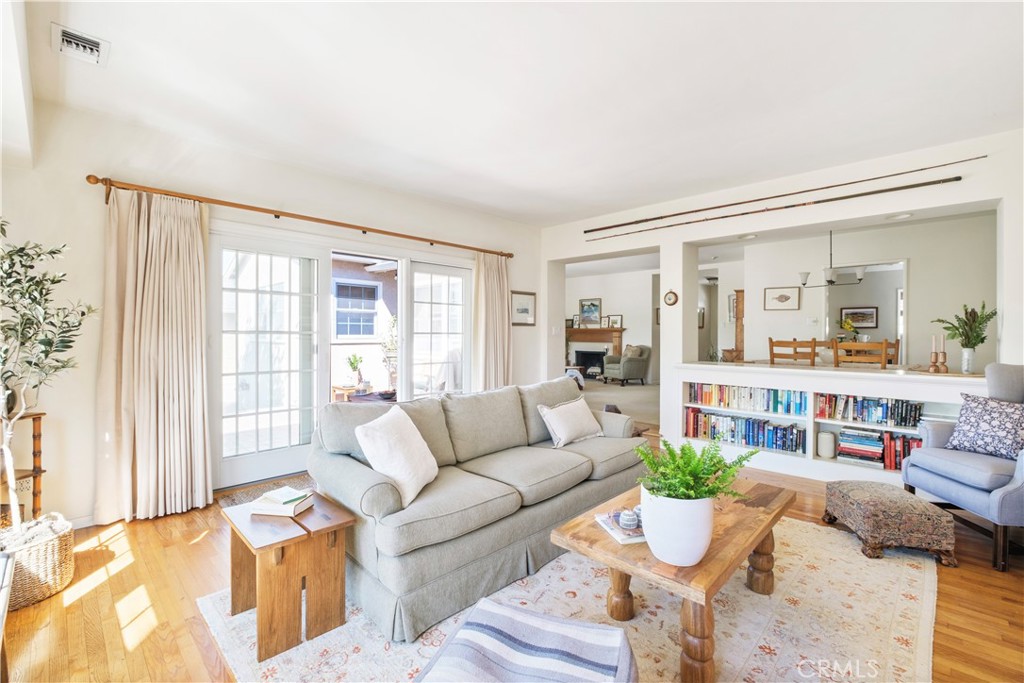 1907 Amber Lane Burbank, CA 91504 - Photo 10 of 25 a living room with furniture and a large window