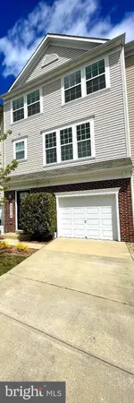 $2,600 | 43578 Marguerite Way, California, MD 20619