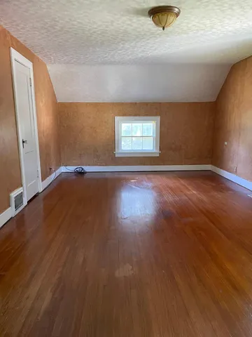 $149,000 | 1224 St Joseph Avenue, Albert Lea, MN 56007