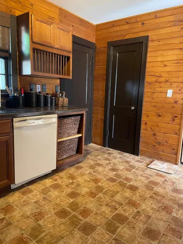 $149,000 | 1224 St Joseph Avenue, Albert Lea, MN 56007