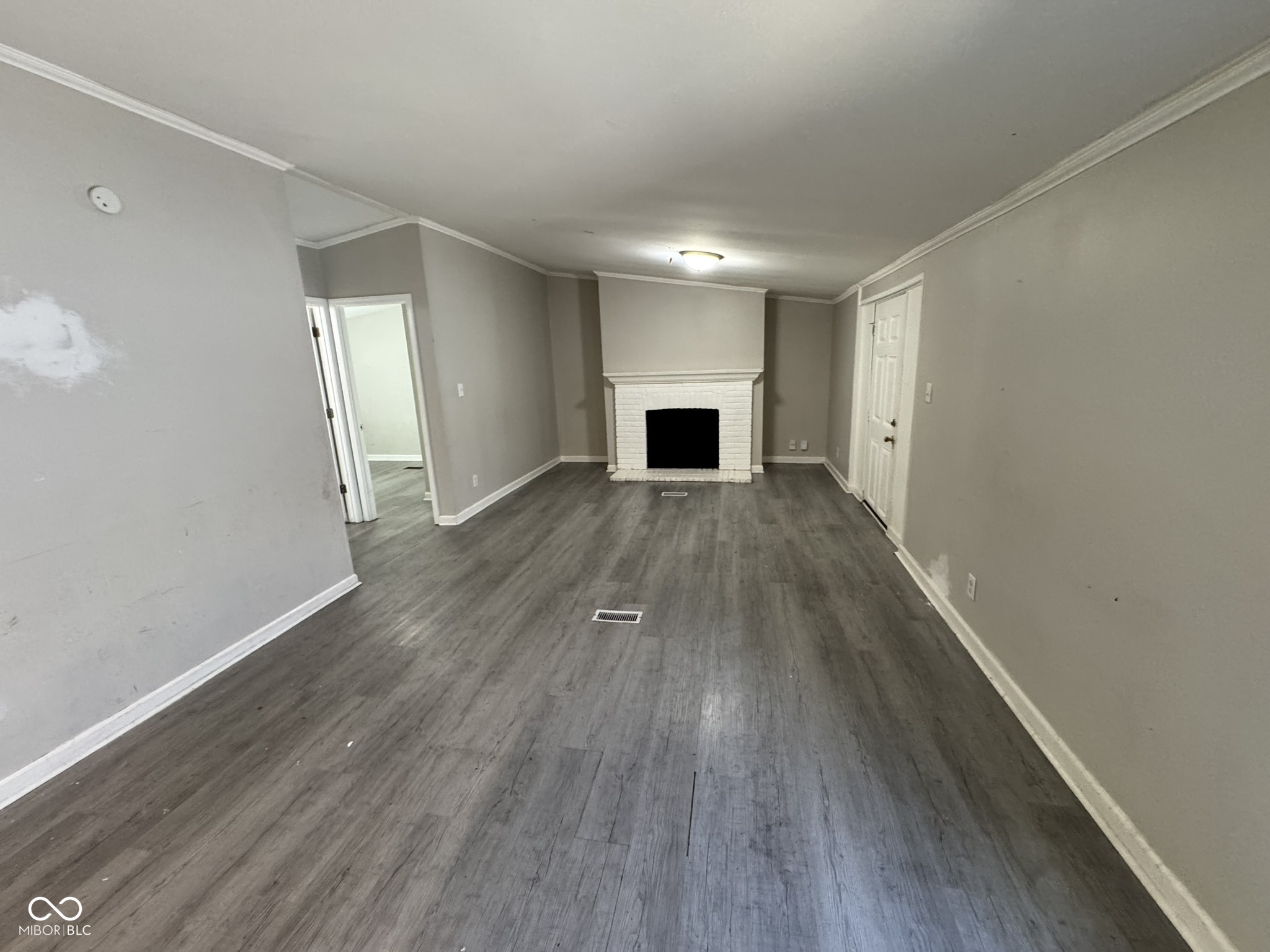 3904 Ireland Drive Indianapolis, IN 46235 - Photo 20 of 32