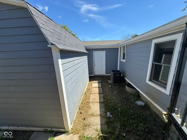 $142,500 | 3904 Ireland Drive, Indianapolis, IN 46235