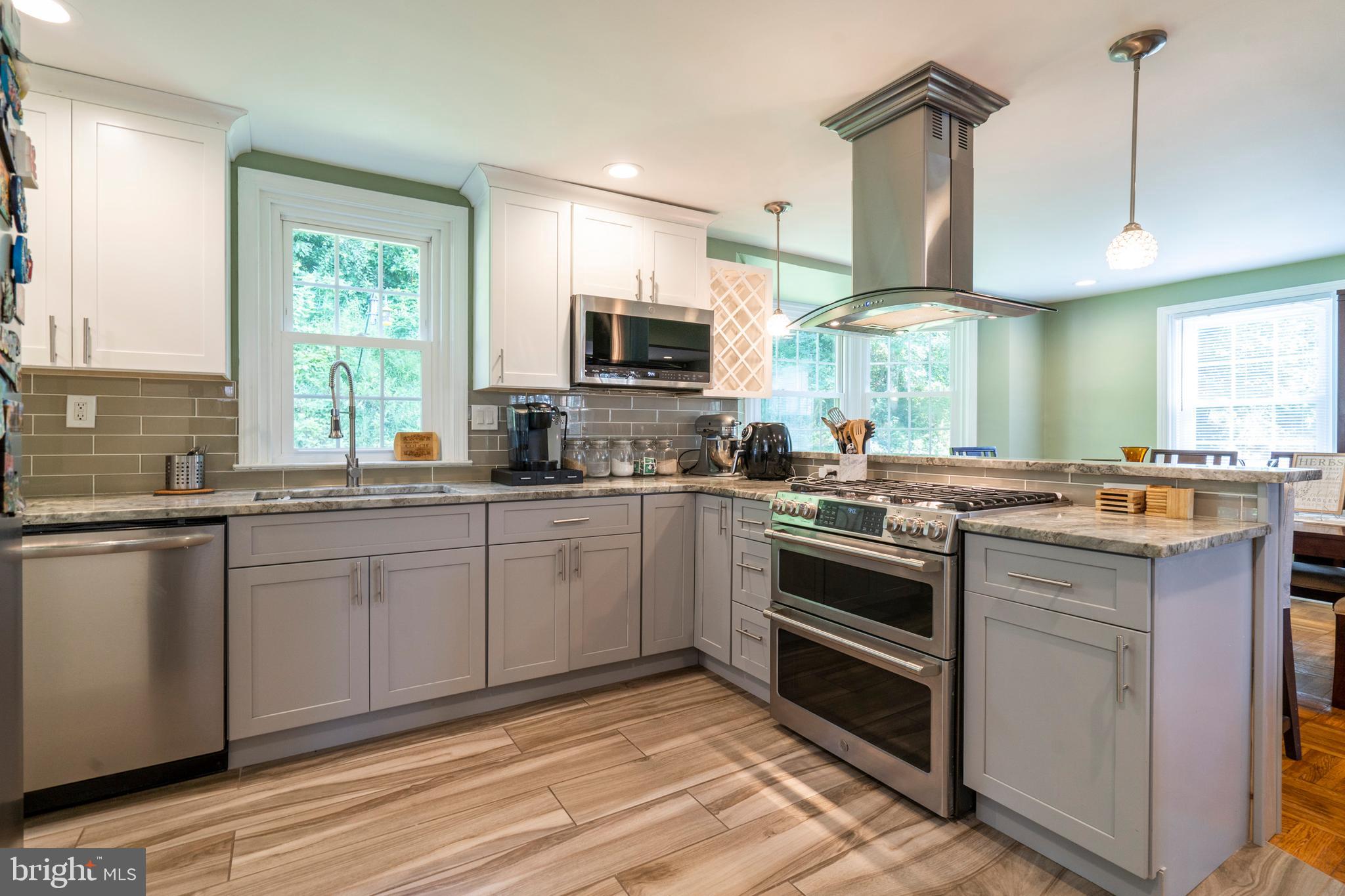 756 Castlewood Road Glenside, PA 19038 - Photo 2 of 47 Gallery Image 2