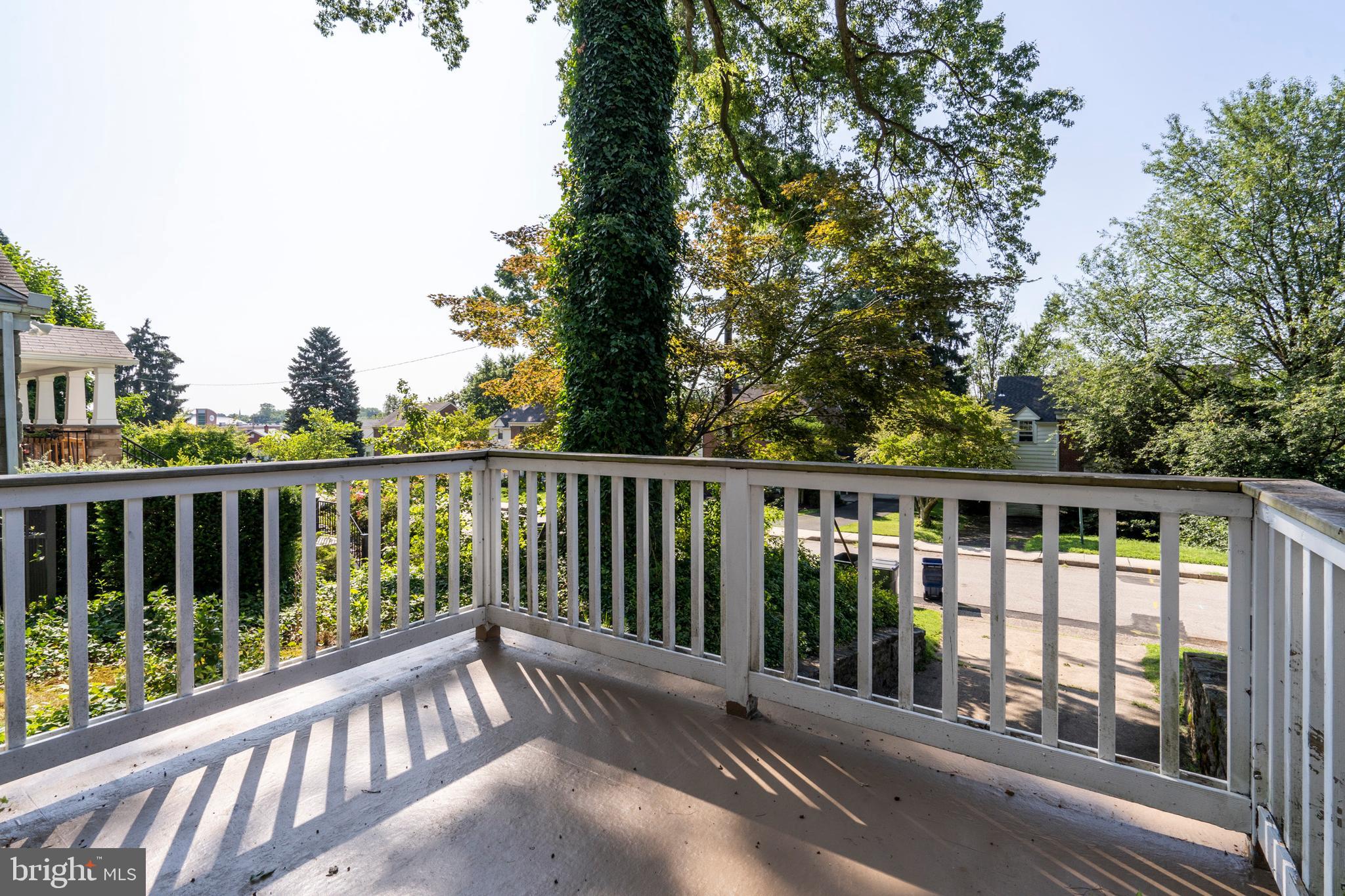 756 Castlewood Road Glenside, PA 19038 - Photo 17 of 47 Gallery Image 17