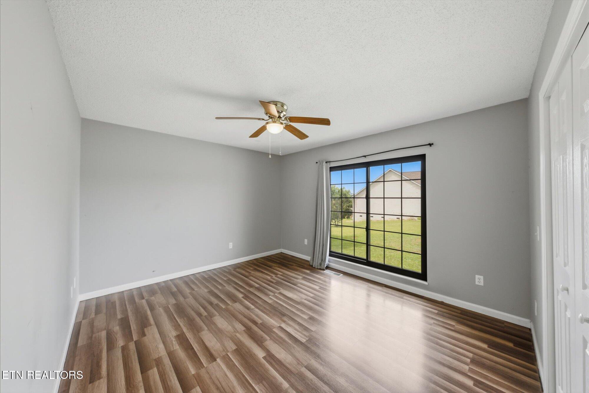 217 South Rolling Ridge Lane South Vonore, TN 37885 - Photo 17 of 35 17-217-Rolling-Ridge-LN-S-17