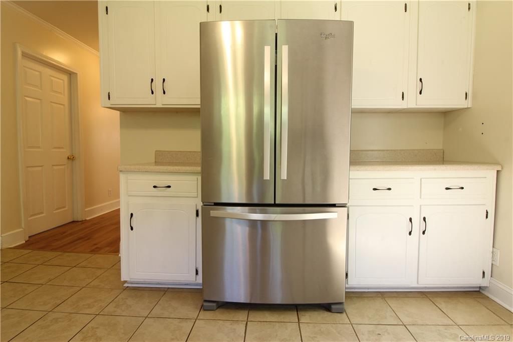 942 Alexis Lucia Road Stanley, NC 28164 - Photo 6 of 19 Gallery Image 6