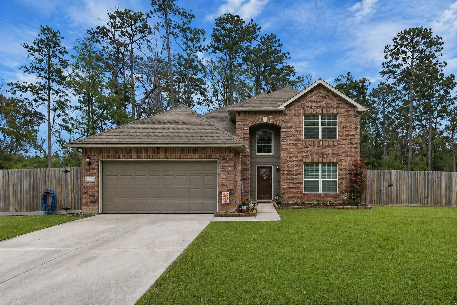 84 Palos Verde Conroe, TX 77304 - Photo 1 of 39