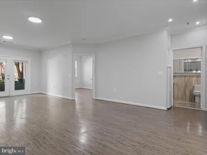 $319,995 | 9480 Virginia Center Boulevard, Unit 134, Vienna, VA 22181