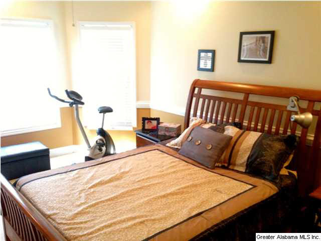 187 Scarbrough Lane Anniston, AL 36207 - Photo 9 of 32