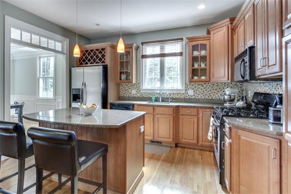 65 Harding Road Lexington, MA 02420 - Photo 9 of 28