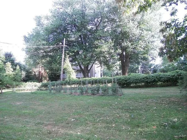 $1,490,000 | 6315 Old Dominion Drive, McLean, VA 22101