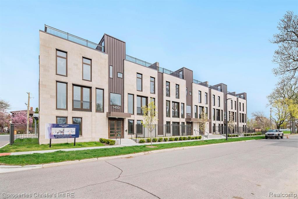 1454 Townsend Street, Unit 4 Detroit, MI 48214 - Photo 1 of 10