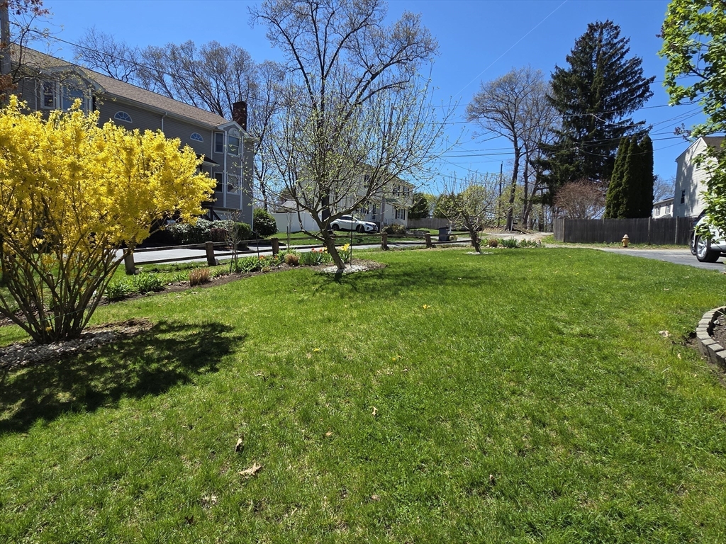 27 Middlesex Avenue Worcester, MA 01604 - Photo 27 of 29