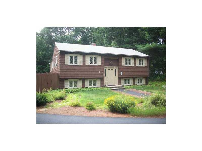 129 Mast Road Falmouth, ME 04105 - Photo 1 of 16 Exterior Front.