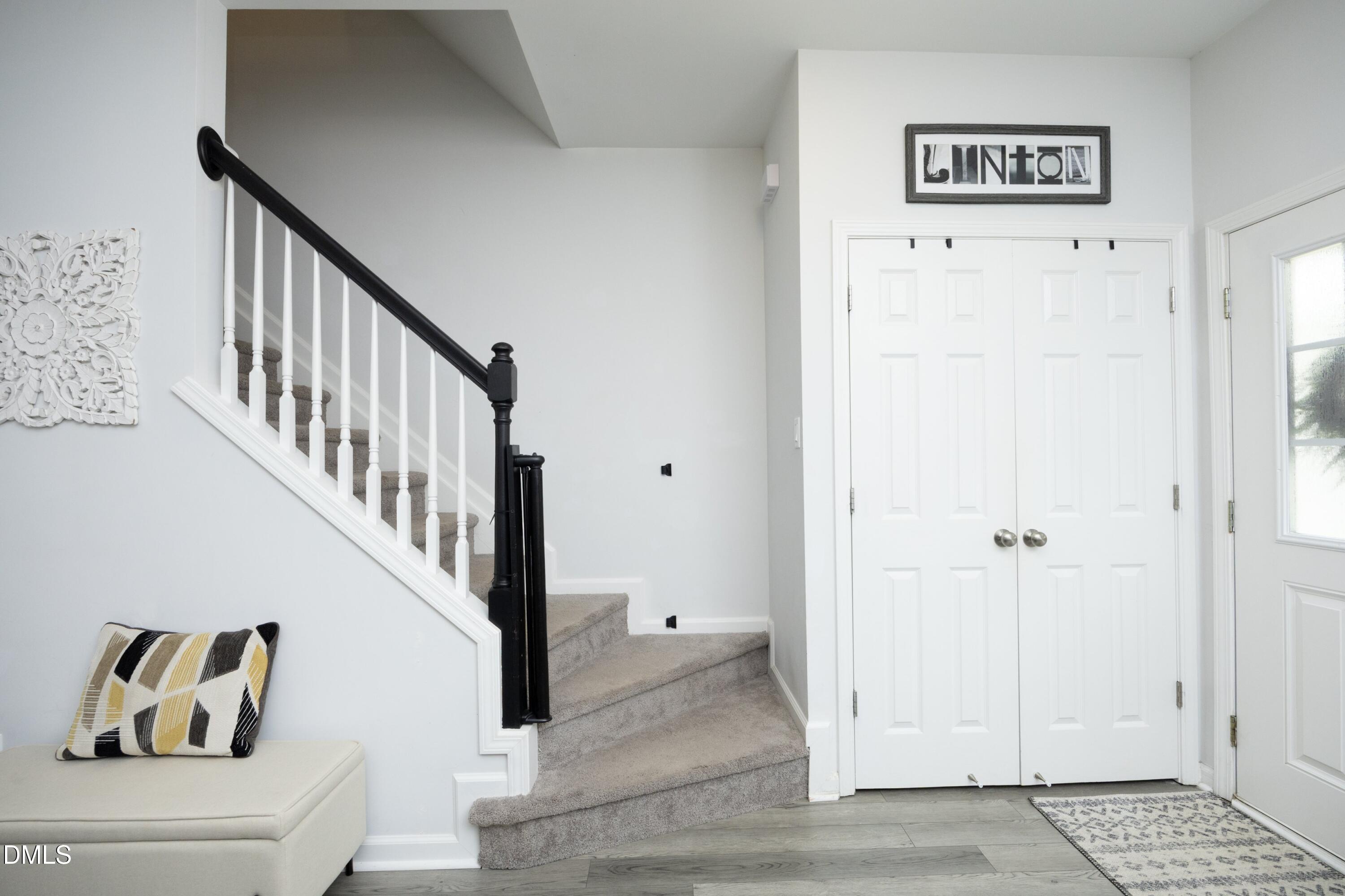 4224 Vienna Crest Drive Raleigh, NC 27613 - Photo 20 of 36 21Stairs