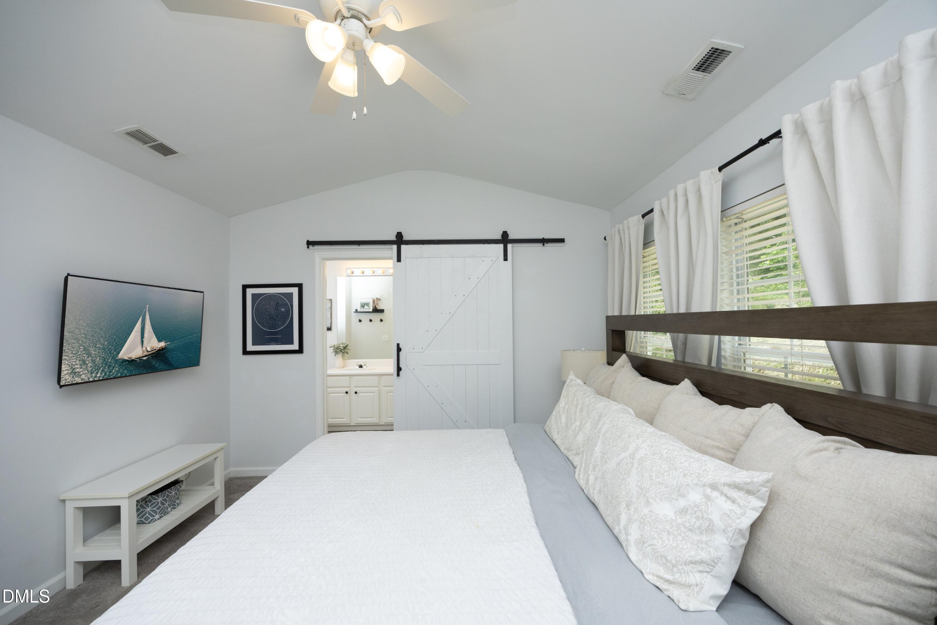 4224 Vienna Crest Drive Raleigh, NC 27613 - Photo 23 of 36 24PrimaryBedroom