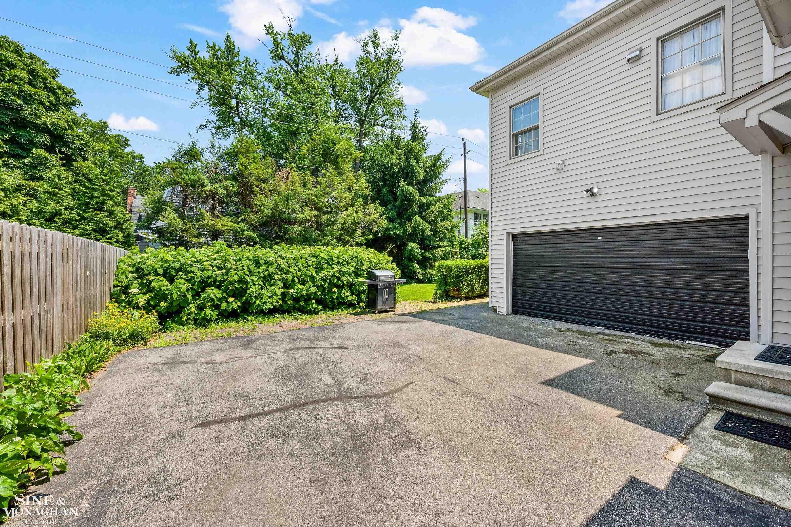 488 University Place Grosse Pointe, MI 48230 - Photo 49 of 49