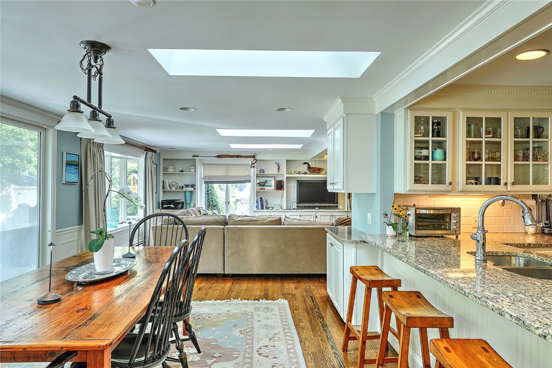 8 Briarfield Road Barrington, RI 02806 - Photo 17 of 44