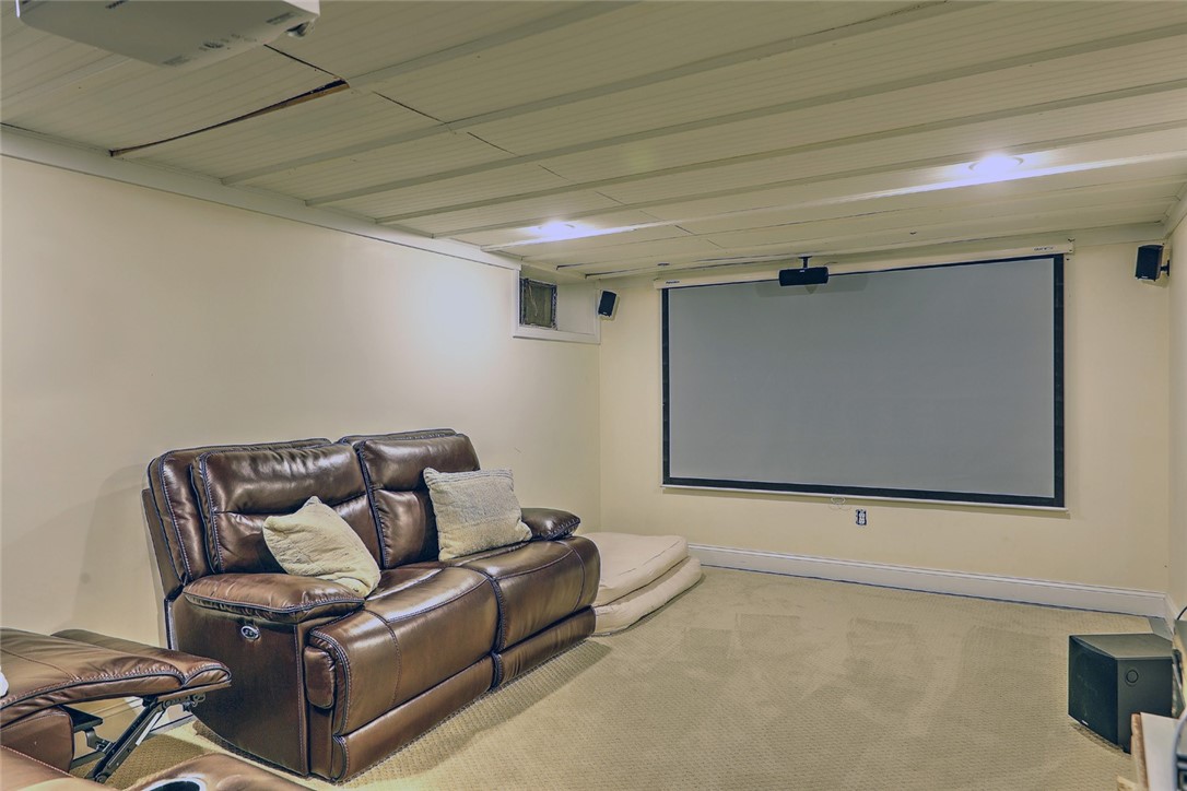 8 Briarfield Road Barrington, RI 02806 - Photo 34 of 44