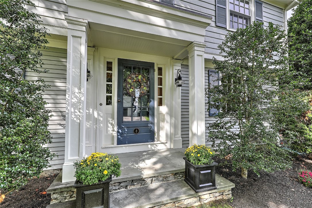 8 Briarfield Road Barrington, RI 02806 - Photo 4 of 44