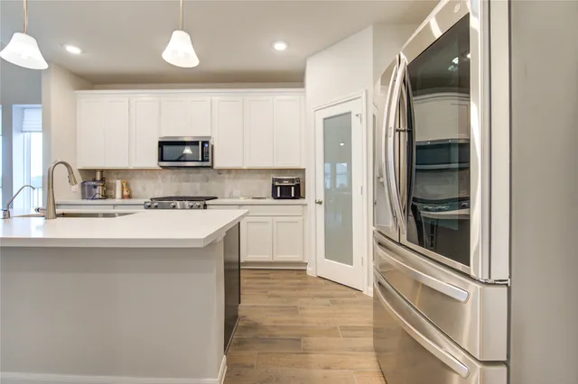 $2,800 | 12202 Bell County Court, Cypress, TX 77433