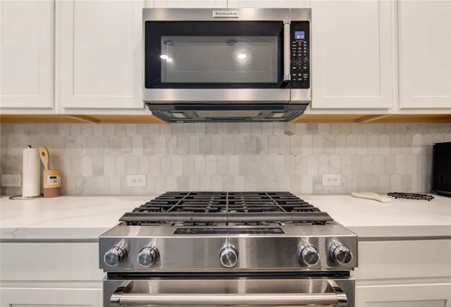 $2,800 | 12202 Bell County Court, Cypress, TX 77433