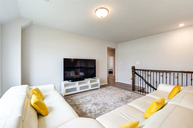 $2,800 | 12202 Bell County Court, Cypress, TX 77433